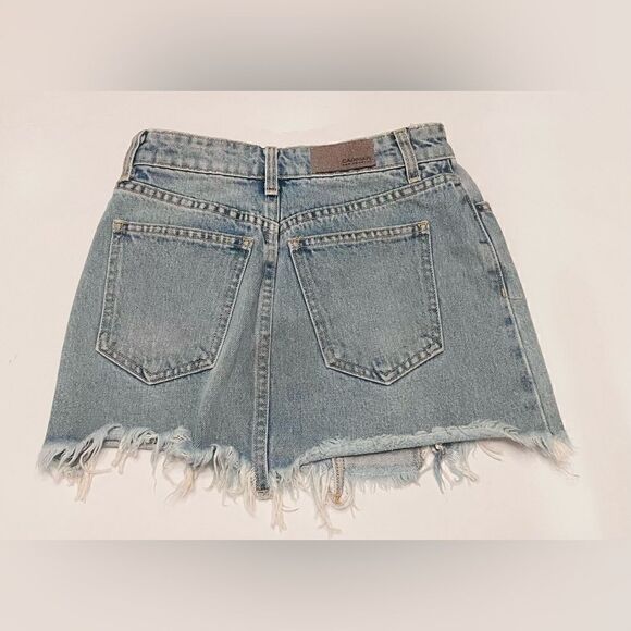 Carmar Denim Mini Skirt Size 4 Functional White Zippers Distressed Hem - Picture 2 of 6